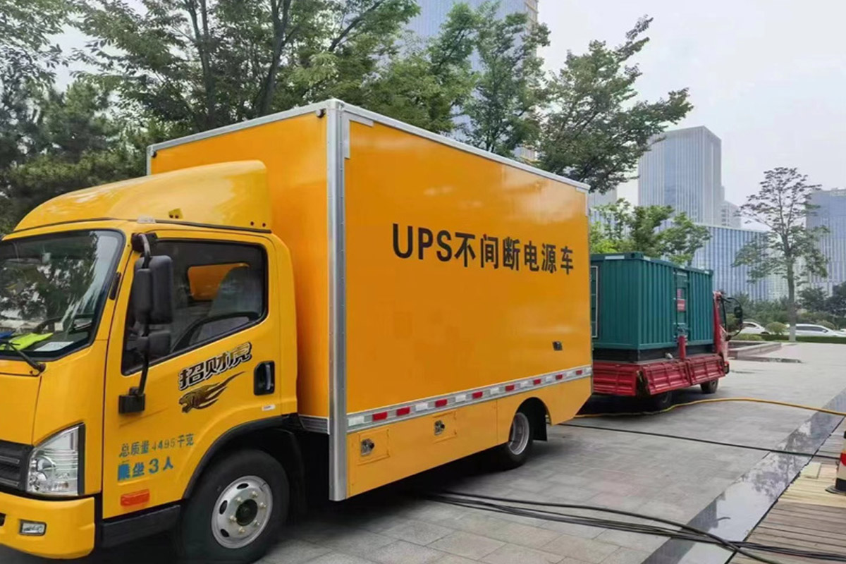 阿坝发电机租赁施工现场